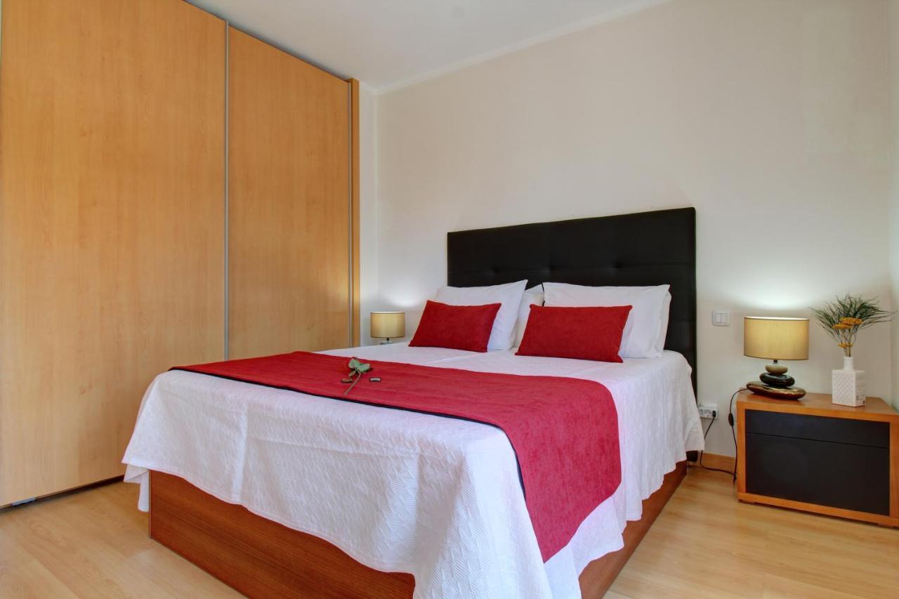 Rooftop Pool, 200M From Sea, City Center Olhao Bagian luar foto